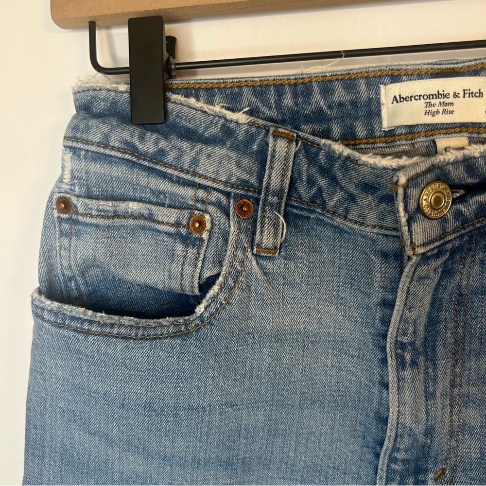 Abercrombie & Fitch Women’s Curve Love The Mom High Rise Jeans, Size 26/2R - Picture 7 of 12